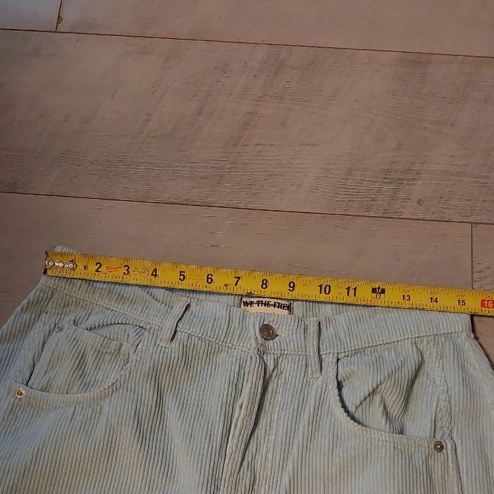 We The Free Good Luck Midrise Barrel Baby Blue Corduroy Pants Size 28 - Picture 5 of 8